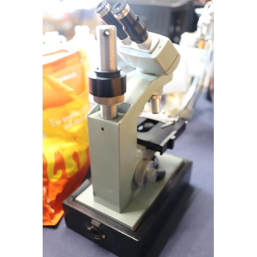 251 - Microsystem 70 - microscope - FAILED safety test