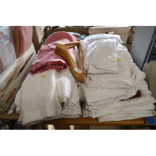 323 - Various table cloths, blue laundry bag & banquet chair covers