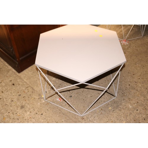 610 - 3 metal coffee side tables