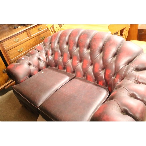 647 - 2 seater red leather chesterfield style sofa