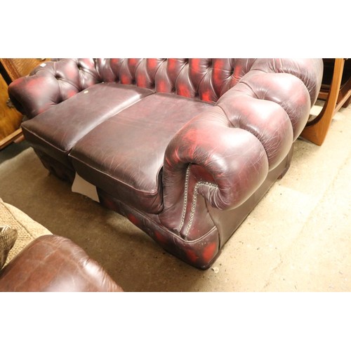 647 - 2 seater red leather chesterfield style sofa