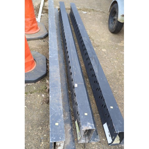 2 - 3 x catnic lintels