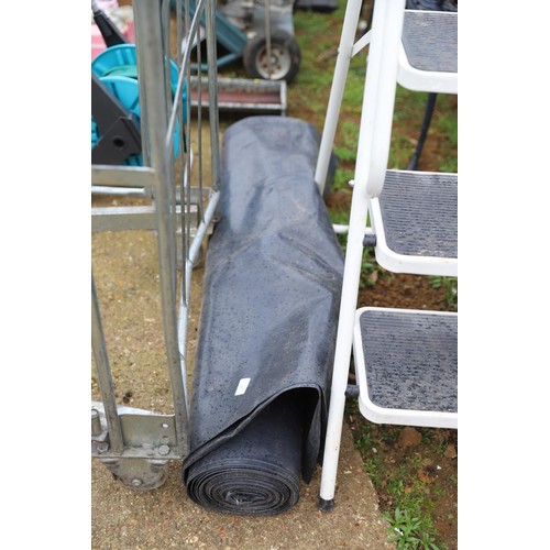 40 - Black plastic ground sheet