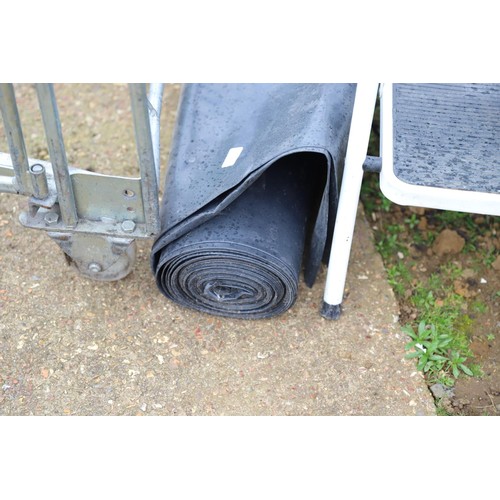 40 - Black plastic ground sheet