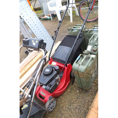 62 - Mountfield RS 100 petrol self drive mower with grass bag