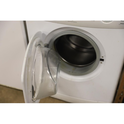 136 - Hotpoint washing machine - sticky door catch