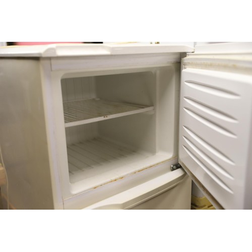 137 - Beko fridge freezer, wear & tear