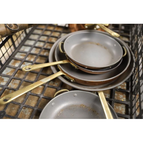 294 - Tray with copper pans, decorative musket