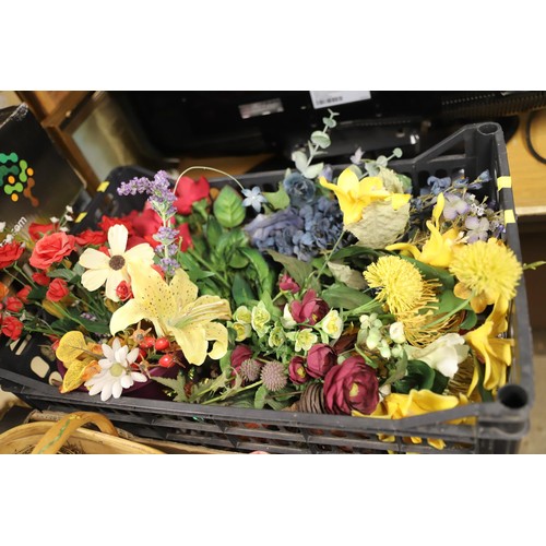 332 - Flower arranging items & artificial flowers