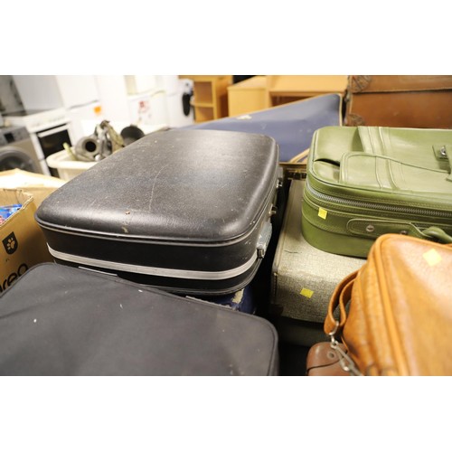 335 - 7 vintage suitcases & 1 laptop bag