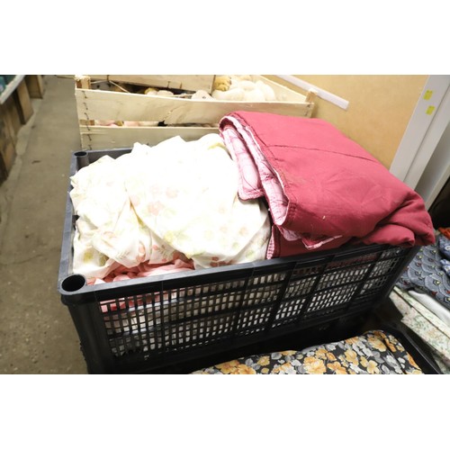 346 - 4 boxes of various bed linen, incl pillow case, fitted sheets & 3 throws