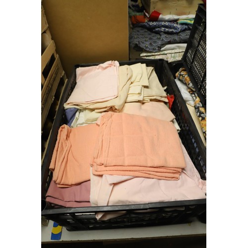 346 - 4 boxes of various bed linen, incl pillow case, fitted sheets & 3 throws