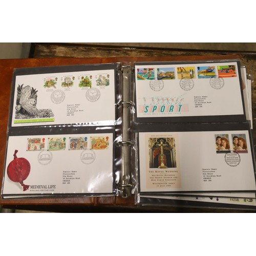 402 - stamps - unicef collectors album and GB first day covers