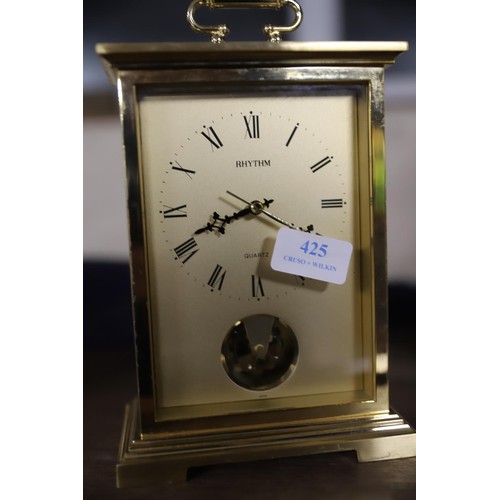 425 - Carriage clock (brass) rhythm