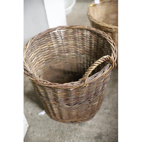 436 - 2 log baskets