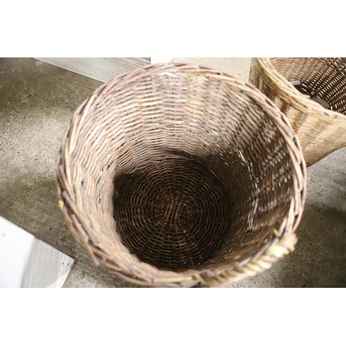 436 - 2 log baskets