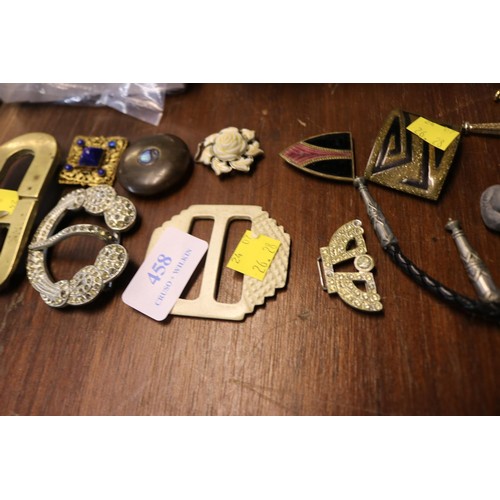 458 - Unusual belt buckles & Lariats