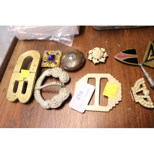 458 - Unusual belt buckles & Lariats