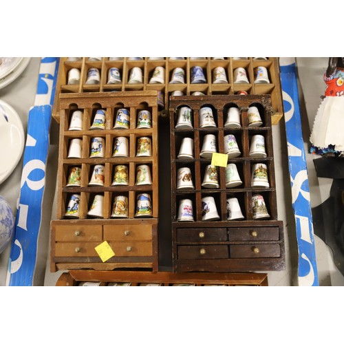 533 - Selection of thimbles - cased