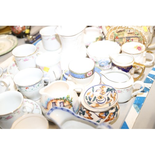 554 - 2 boxes of crockery, incl Chinese pots x2