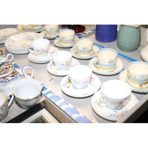 555 - Qty of Shelley Hanley part tea sets