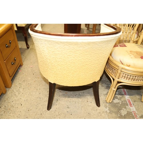 627 - Yellow tub chair