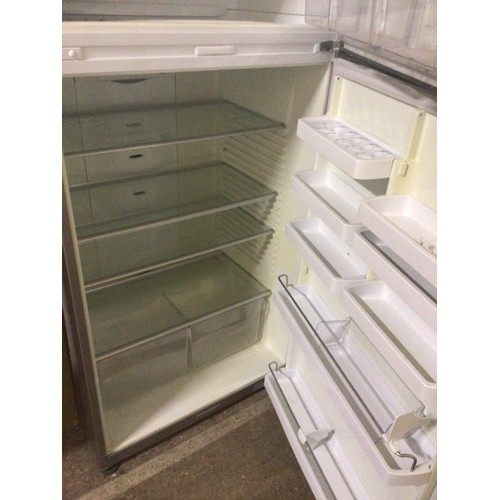 649 - Wide Fisher & Paykel fridge freezer - warranted until 12 noon Tuesday following the above sale