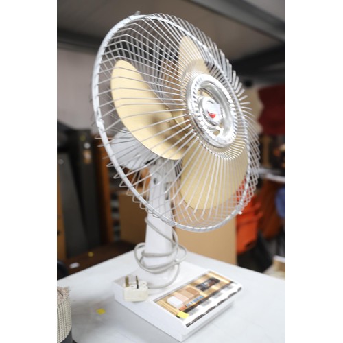 175 - Large desk fan - to be rewired by a qualified electrician