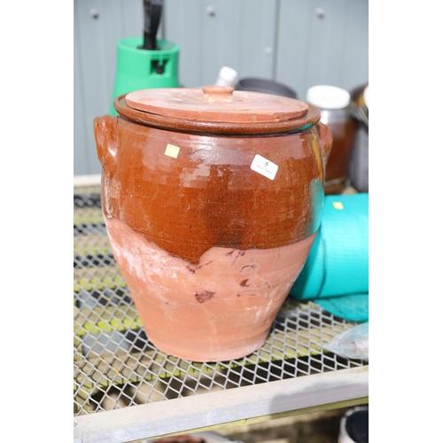 5 - Terracotta pot with lid a/f (cracked)