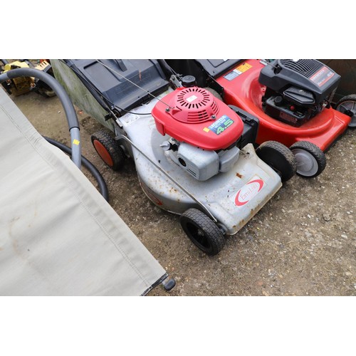 72 - Honda self propelled lawnmower, working