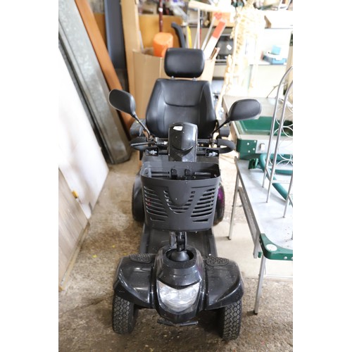 89 - Large mobility scooter (no battery charger or key)