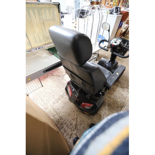 89 - Large mobility scooter (no battery charger or key)