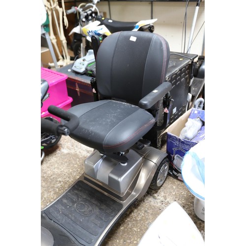 103 - Mobility scooter with battery, charger & key - warranted until 12 noon Tuesday following the above s... 