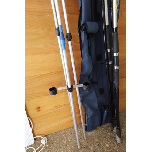 119 - 2 x fishing rods & rest & bag