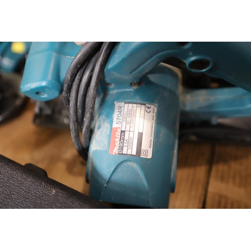 173 - Makita 5704R 230v circular saw - warranted until 12 noon Tuesday following the above sale