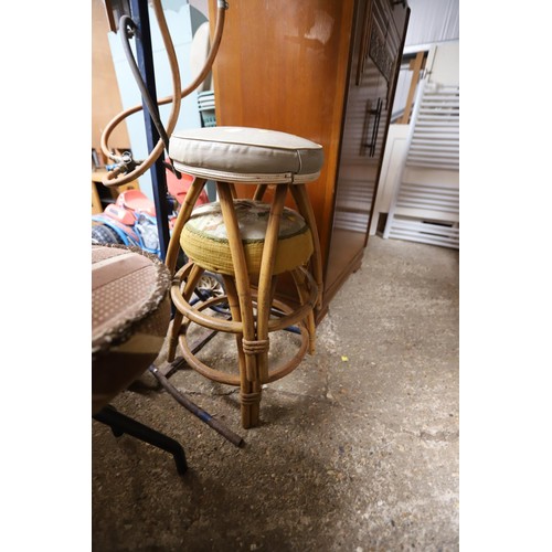 231 - 2 Lloyd Loom stools