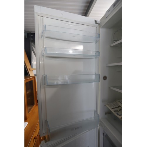 242 - Bosch fridge freezer - warranted until 12 noon Tuesday following the above sale