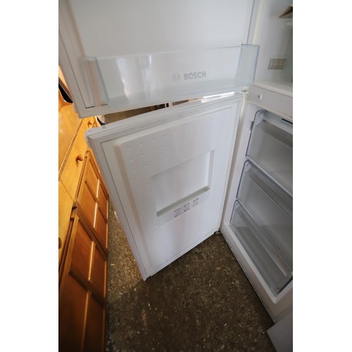 242 - Bosch fridge freezer - warranted until 12 noon Tuesday following the above sale