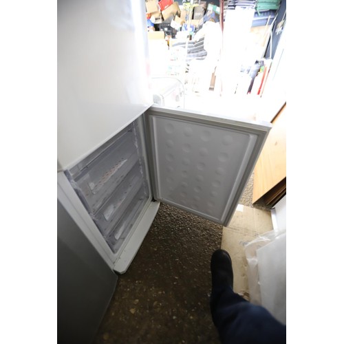 245 - Samsung fridge freezer - warranted until 12 noon Tuesday following the above sale