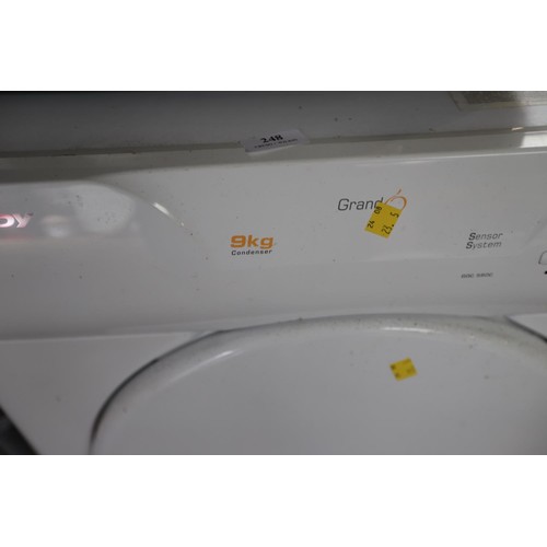 248 - Candy tumble dryer - warranted until 12 noon Tuesday following the above sale