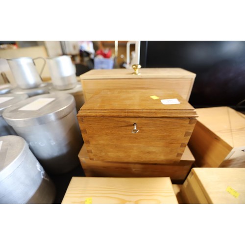 277 - Qty of wooden boxes