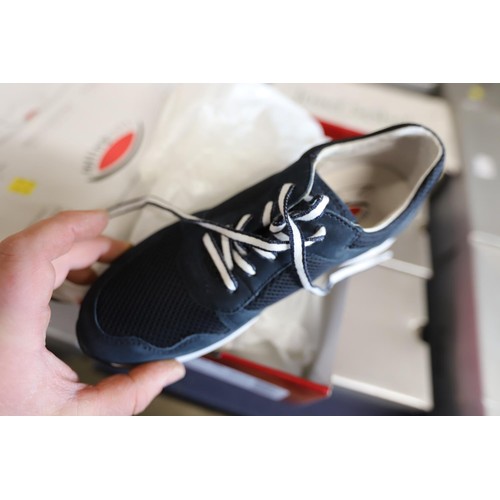 297 - New Gabor Mary size 6 navy trainers