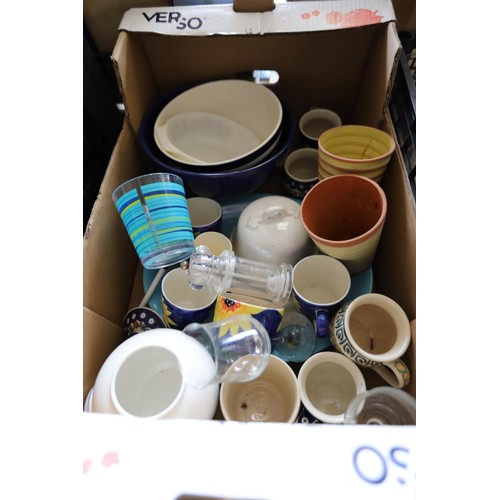 336 - Qty of various crockery, glassware, Pyrex, etc