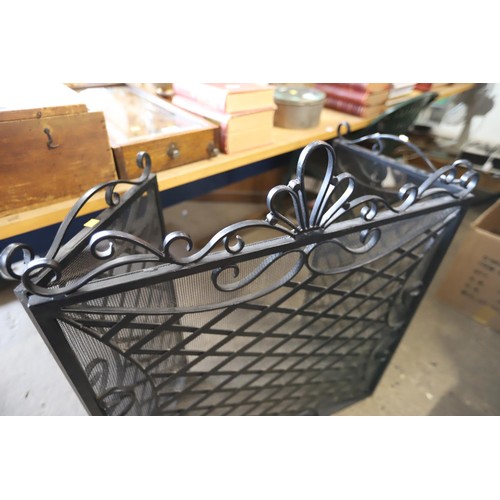 361 - Large heavy duty metal fire guard