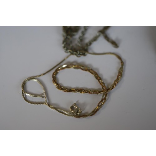 421 - Silver chain (3.4gms) & large white metal locket & chain