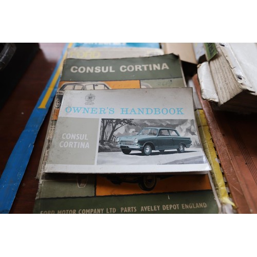 553 - Qty of vintage Ford cortina, consul, escort, transit, technical service data books