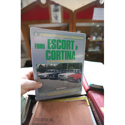 553 - Qty of vintage Ford cortina, consul, escort, transit, technical service data books