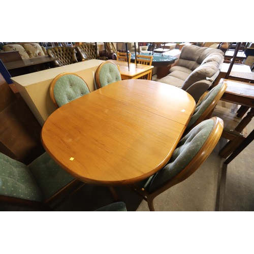 574 - Wallace King extending dining table & 6 chairs