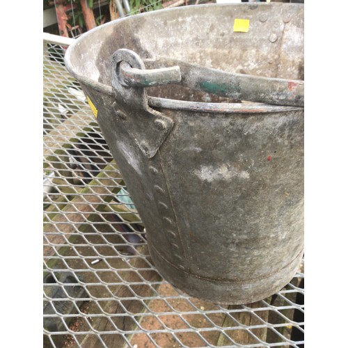 13A - Galvanised bucket