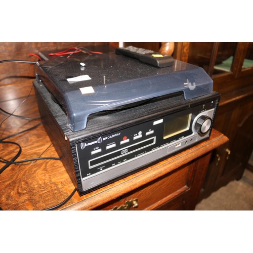 122 - Broadway Steetpletone  stereo with remote and two speakers-wanted until 12 noon Tuesday following th... 